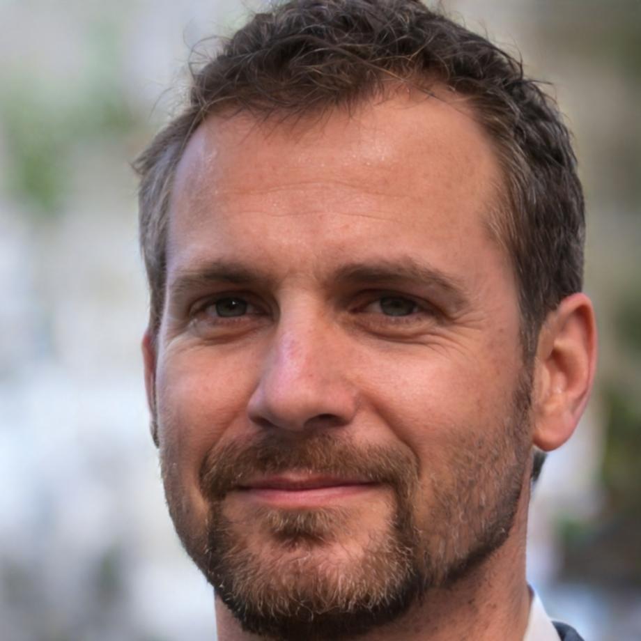 Lachlan Stendahl, founder of igniteonmaxon